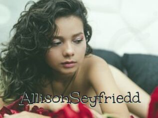 AllisonSeyfriedd Pucelles