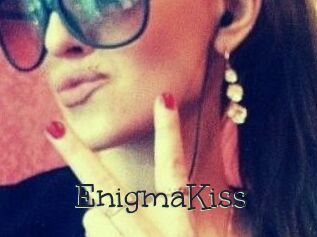 Enigma_Kiss