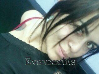 Evaxxxtits