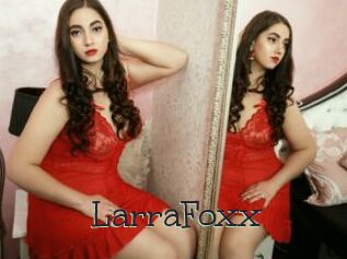 LarraFoxx