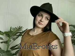 MiaBronks