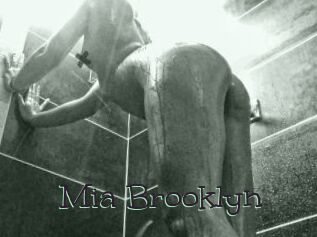 Mia_Brooklyn