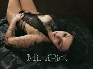 Mimi_Riot