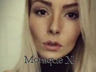 Monique_X