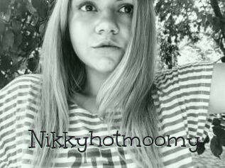 Nikkyhotmoomy