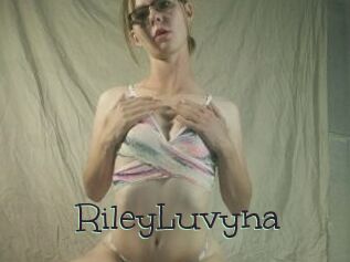 RileyLuvyna