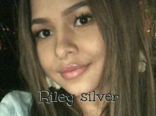 Riley_silver